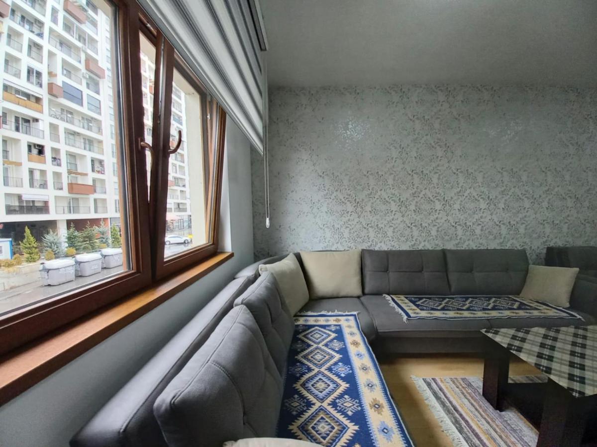 Two Rooms And Kitchen, Bathroom With Balcony Apartment Skopje Exterior photo